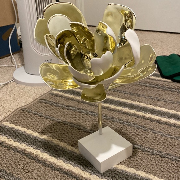 Dior flower - Picture 1 of 5